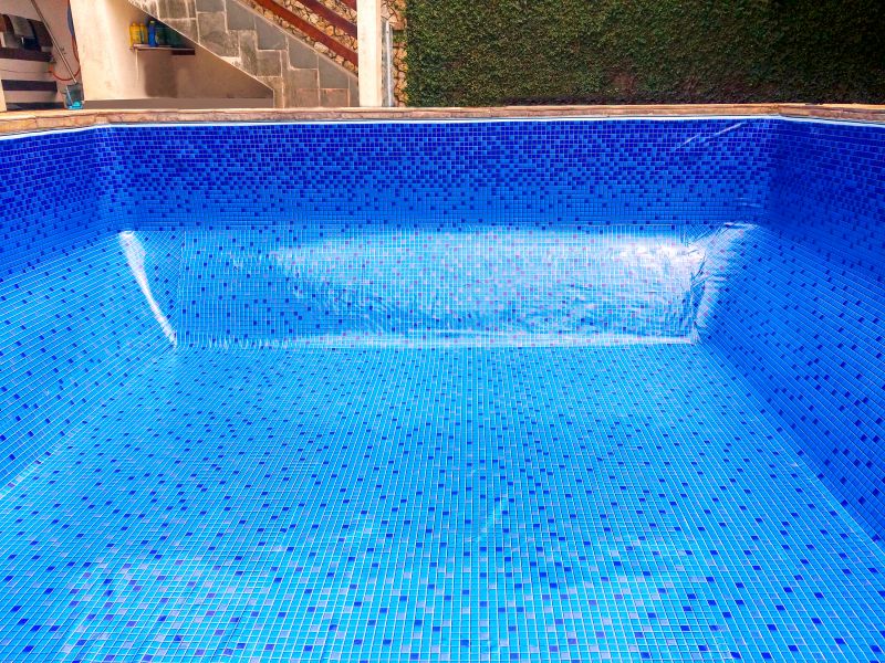 Vinyl Pool Installation Service